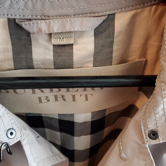 Men's Burberry coat size M NEW - Picture 4 of 4